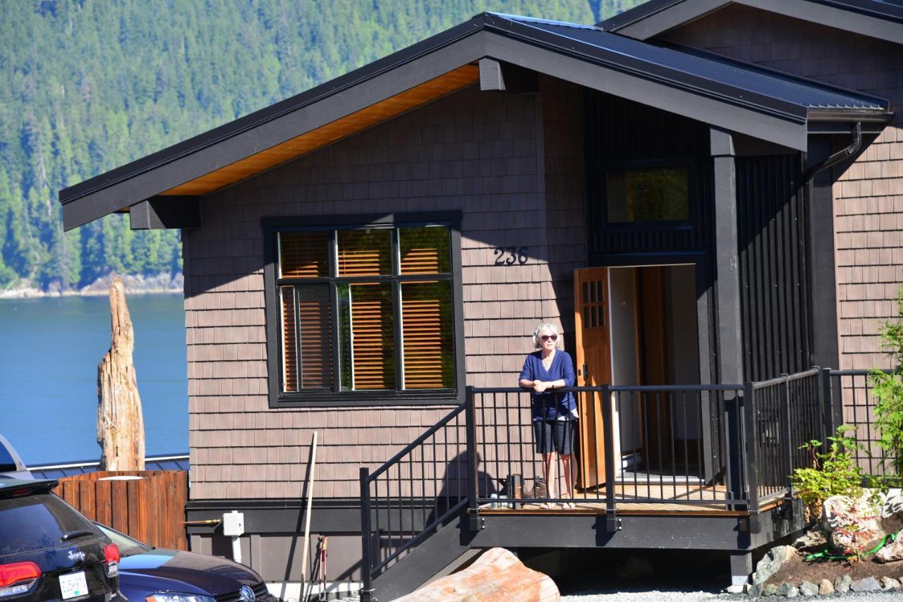 Bjørn Holm Villa Port Renfrew Eksteriør billede