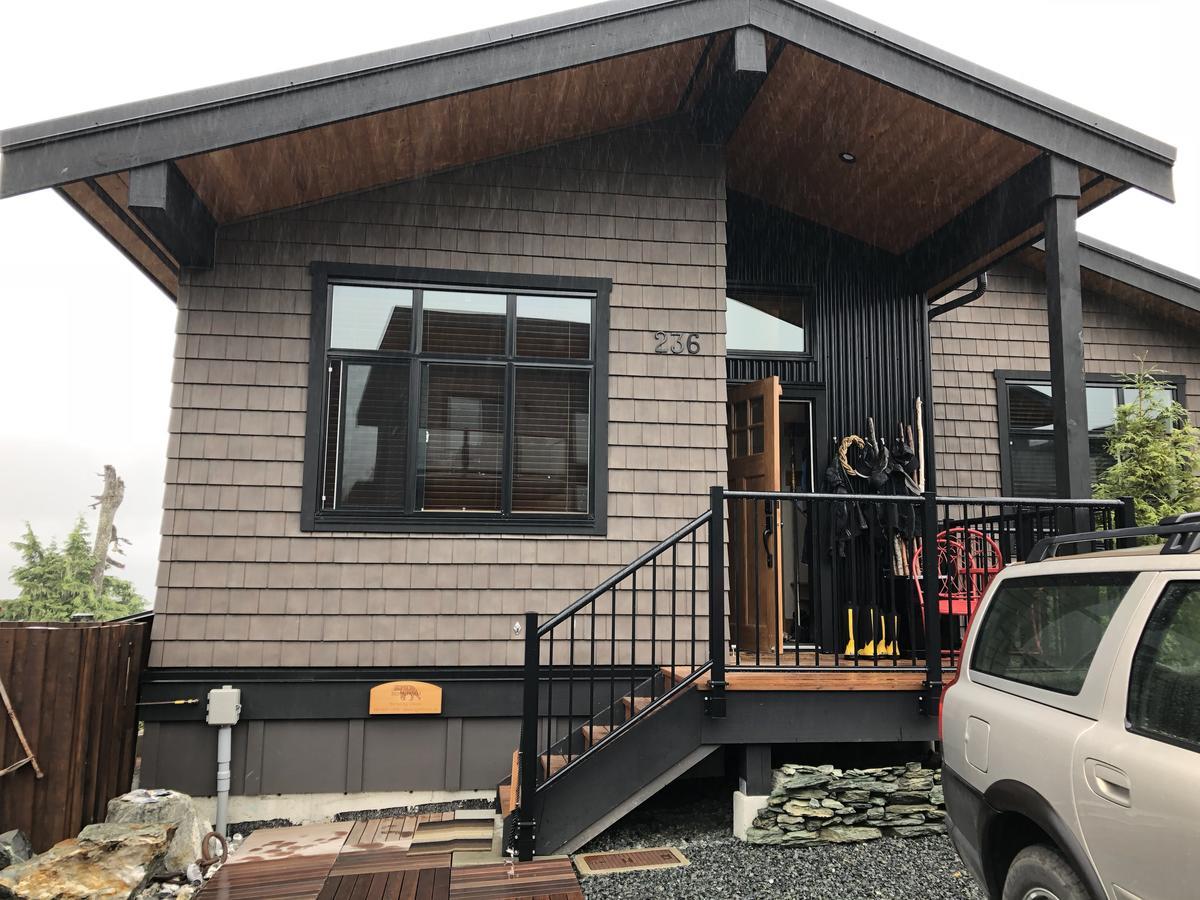 Bjørn Holm Villa Port Renfrew Eksteriør billede
